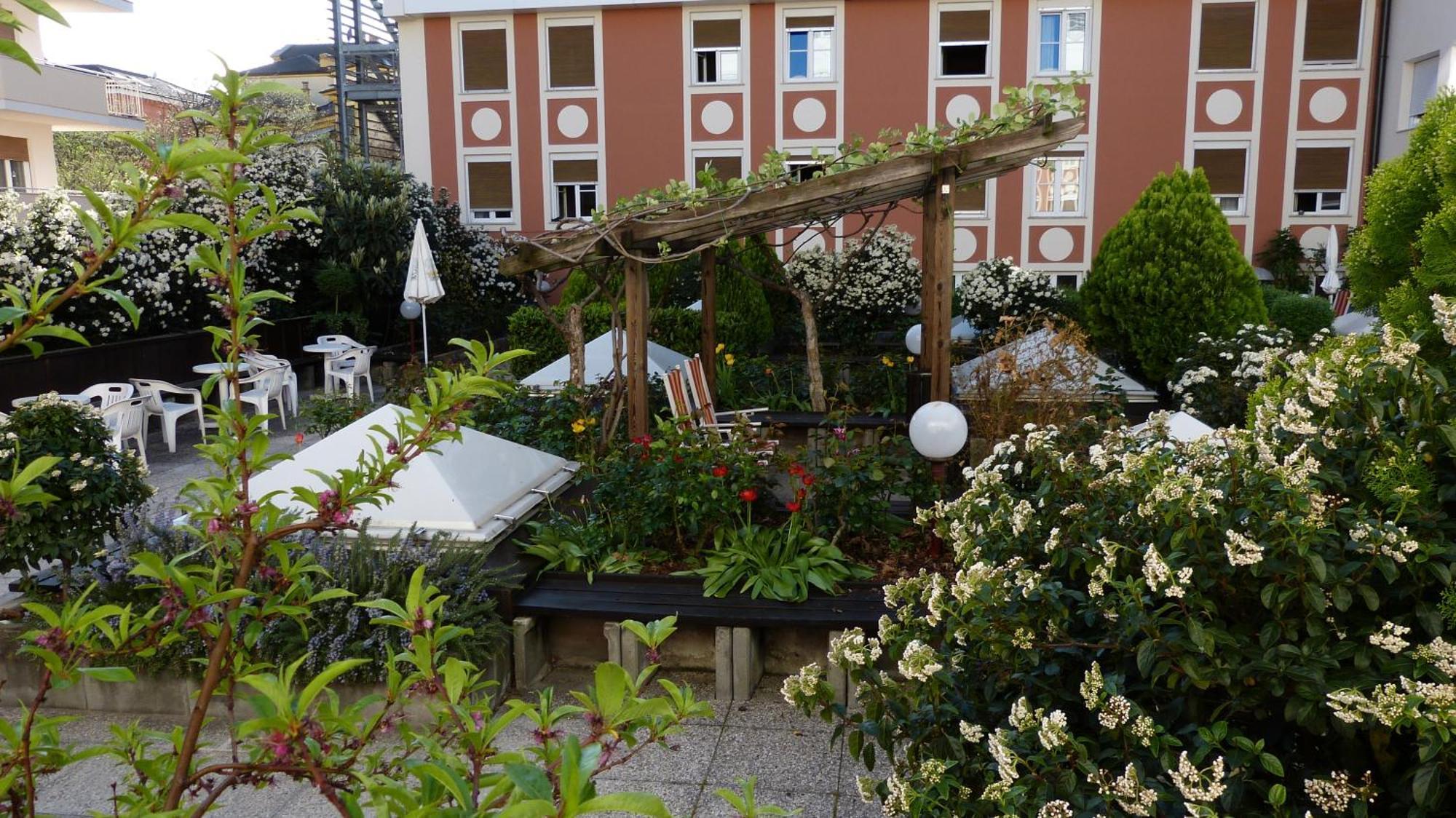 Kolpinghaus Bolzano Hotell Exteriör bild